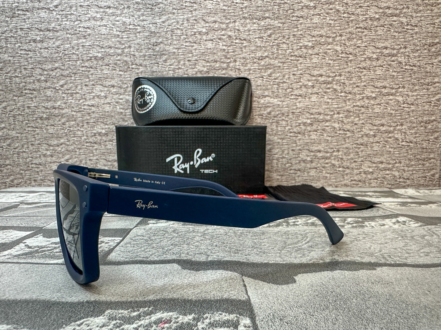 Lentes de sol Ray B. Wayfarer azules