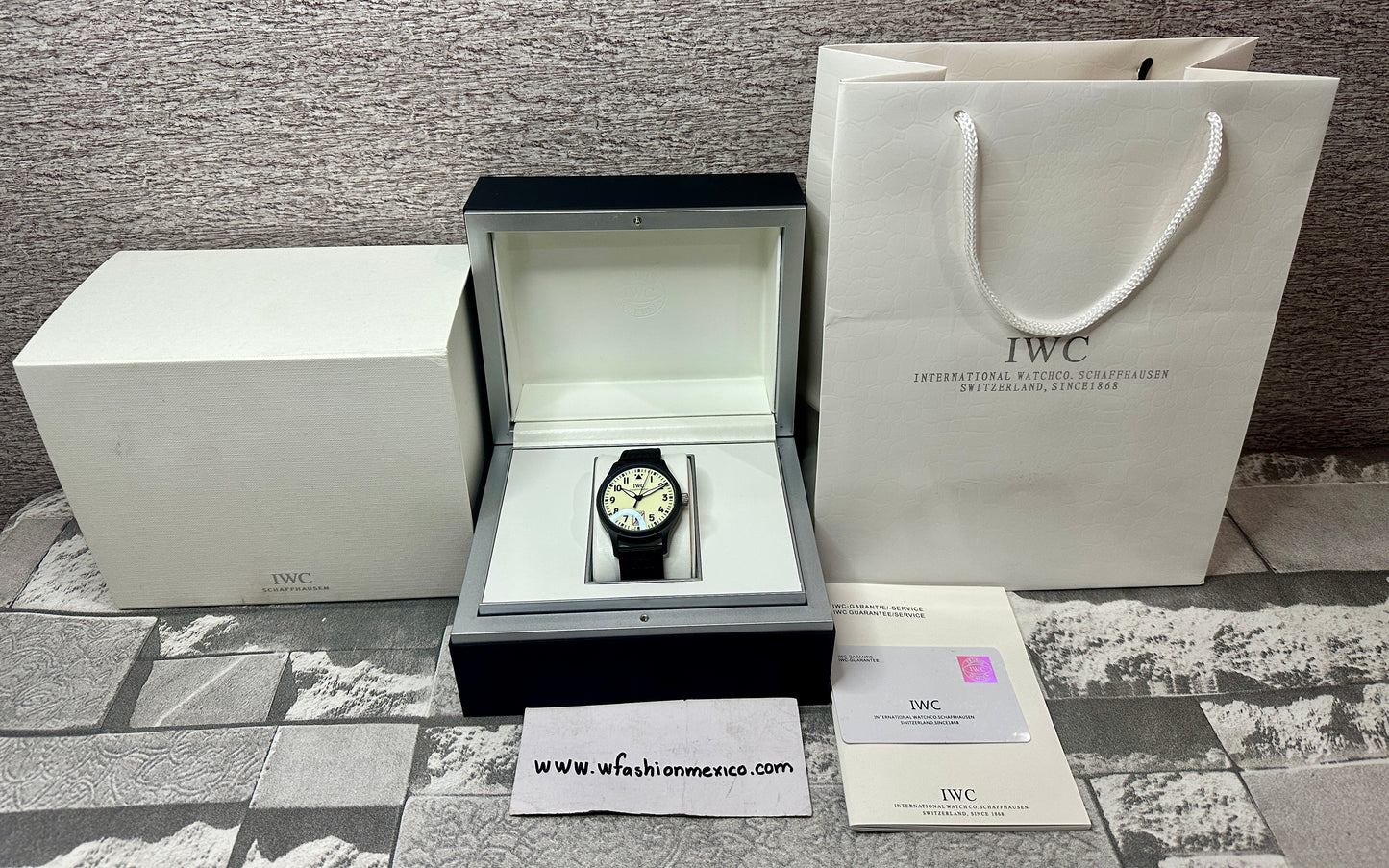 Reloj De Aviador Black Aces AAA