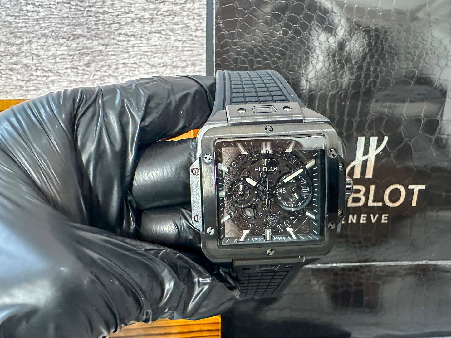 Reloj HUB Square Bang black Magic