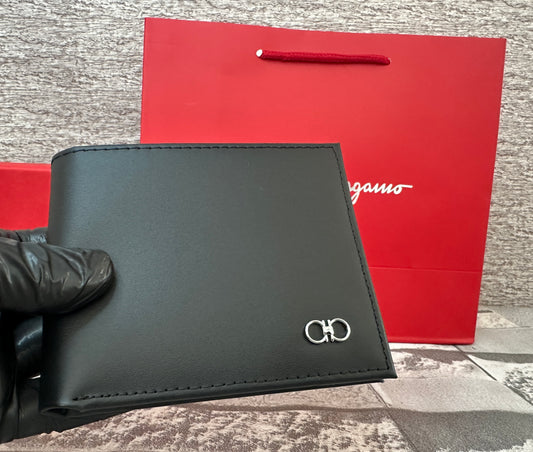 Cartera negra  S. Ferr4gamo de piel genuina
