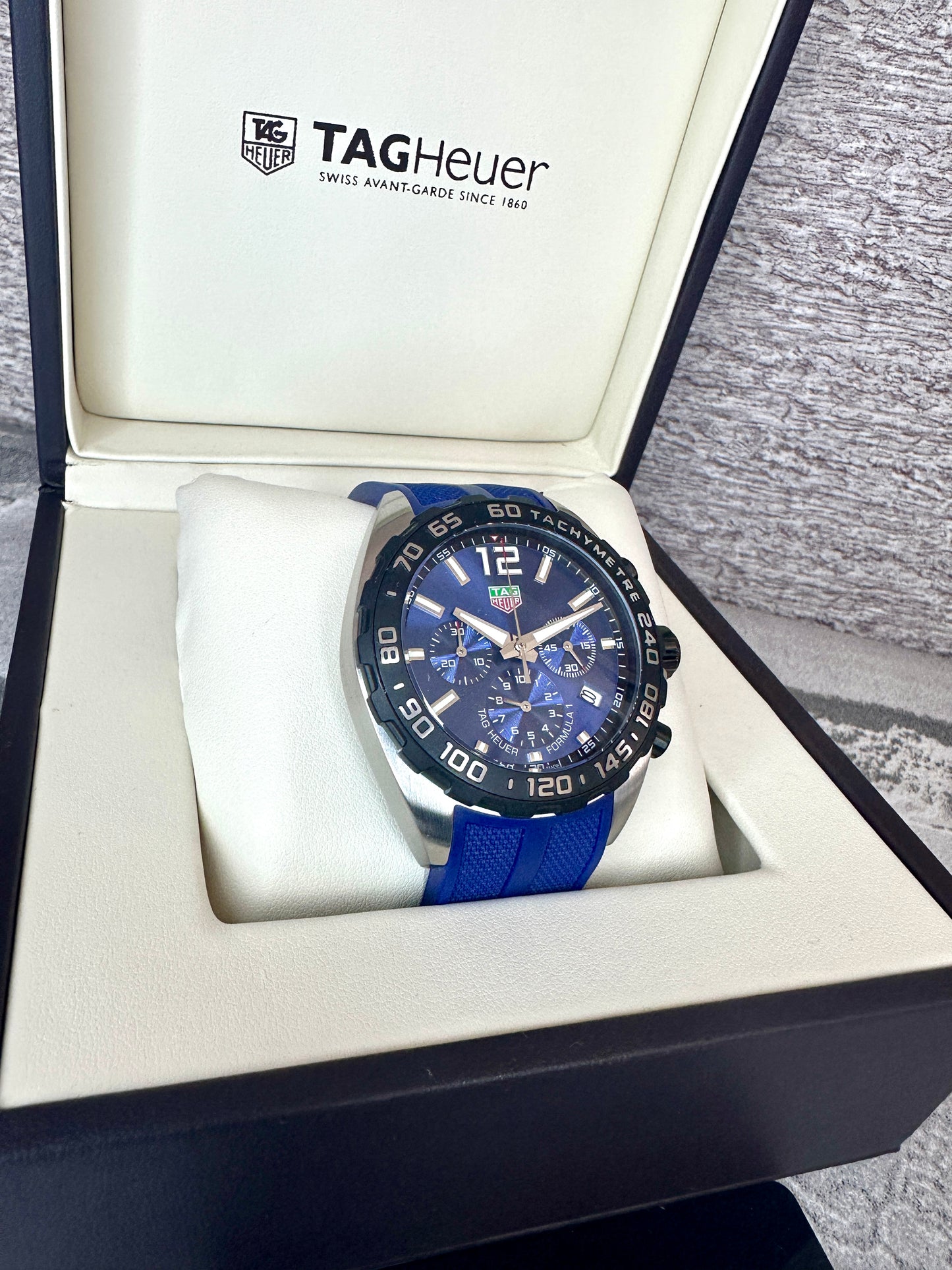 Reloj  F1 Azul correa de caucho AAA Quartz