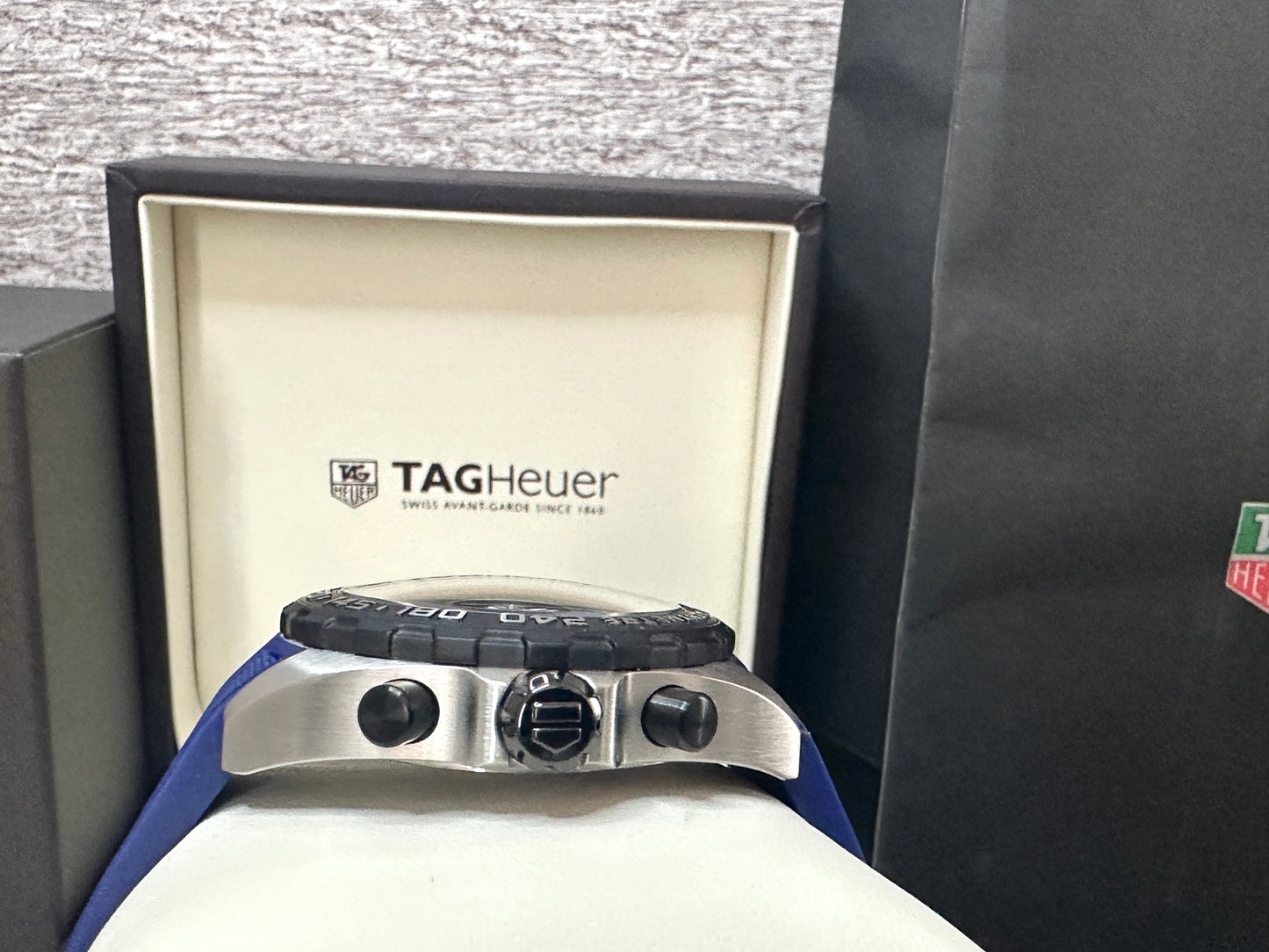 Reloj  F1 Azul correa de caucho AAA Quartz