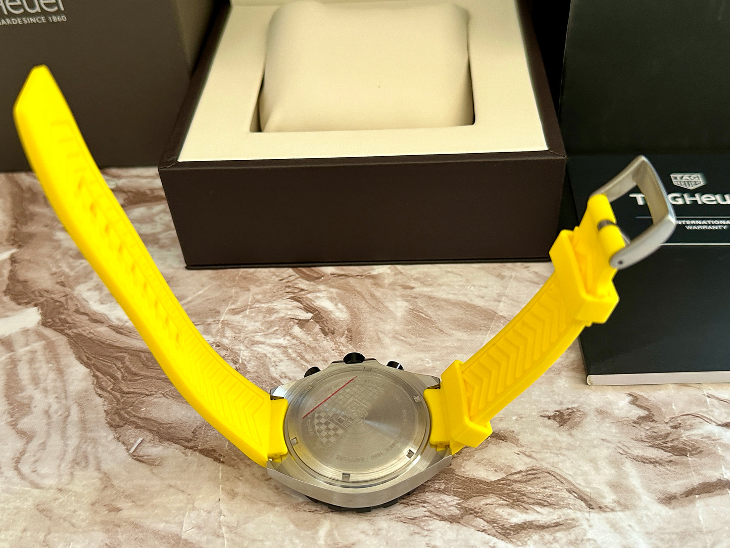 Reloj F1, AAA, Quartz, amarillo