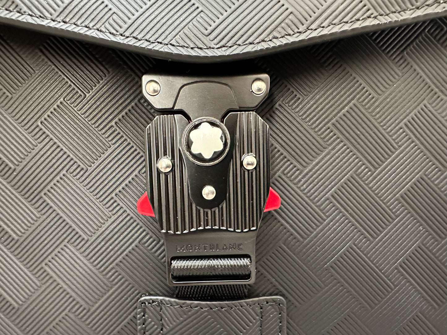 Mochila negra modelo Extreme