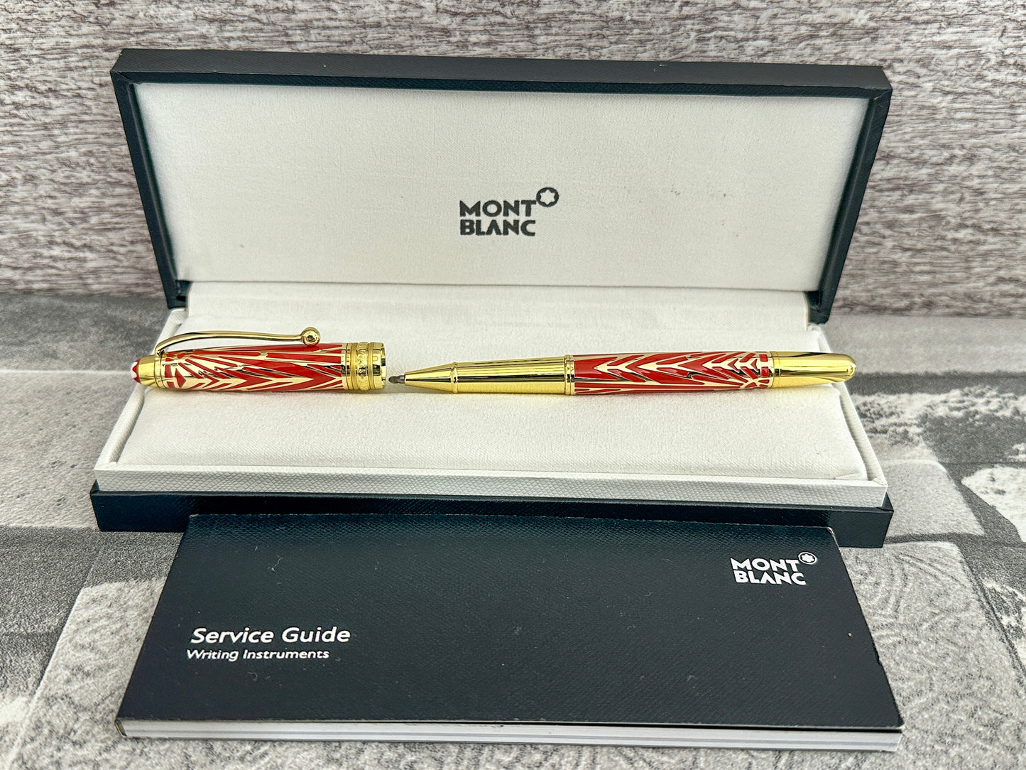 Pluma tipo Rollerball MB edición de Origin