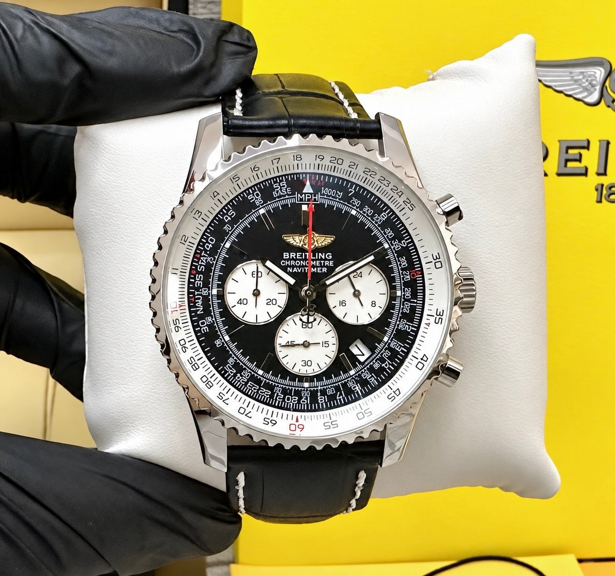 Reloj Br3itL1ng Navi Timer negro