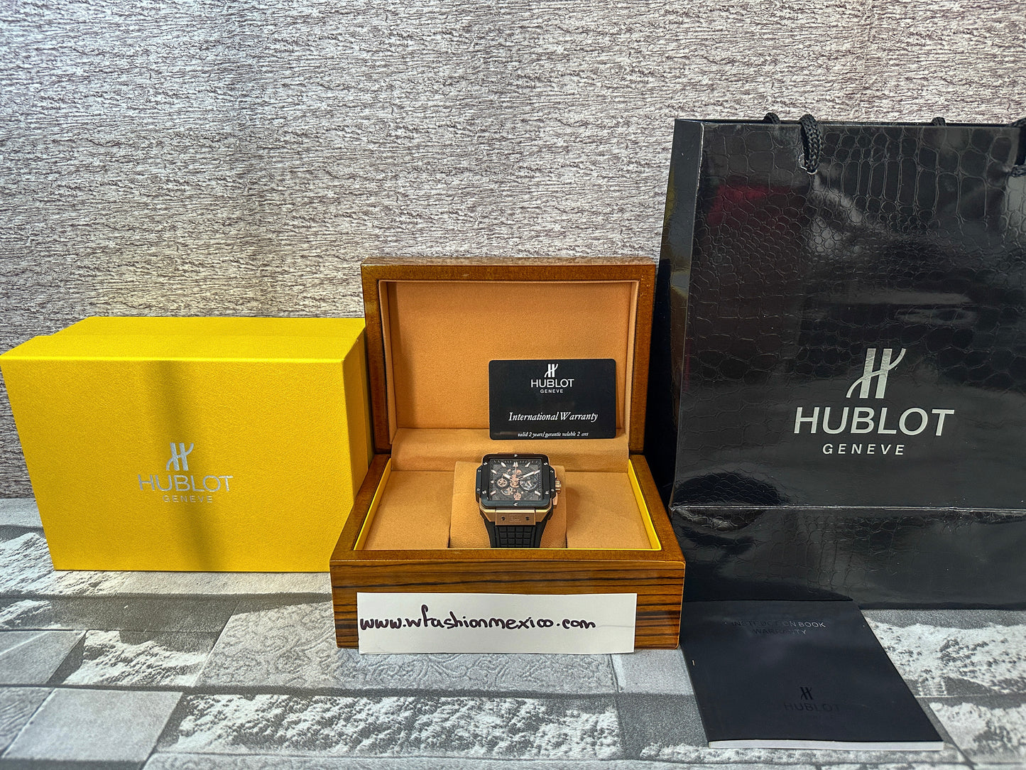 Reloj HUB Square Bang