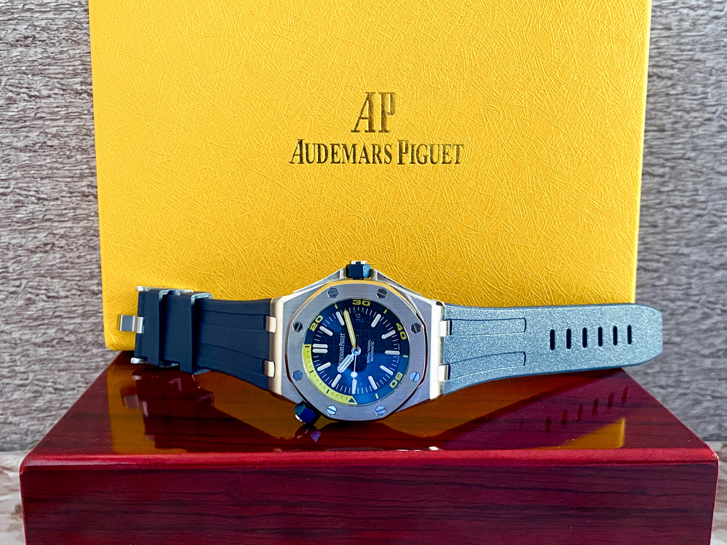 Reloj AP, AAA, Automático, 42 mm., correa de caucho azul