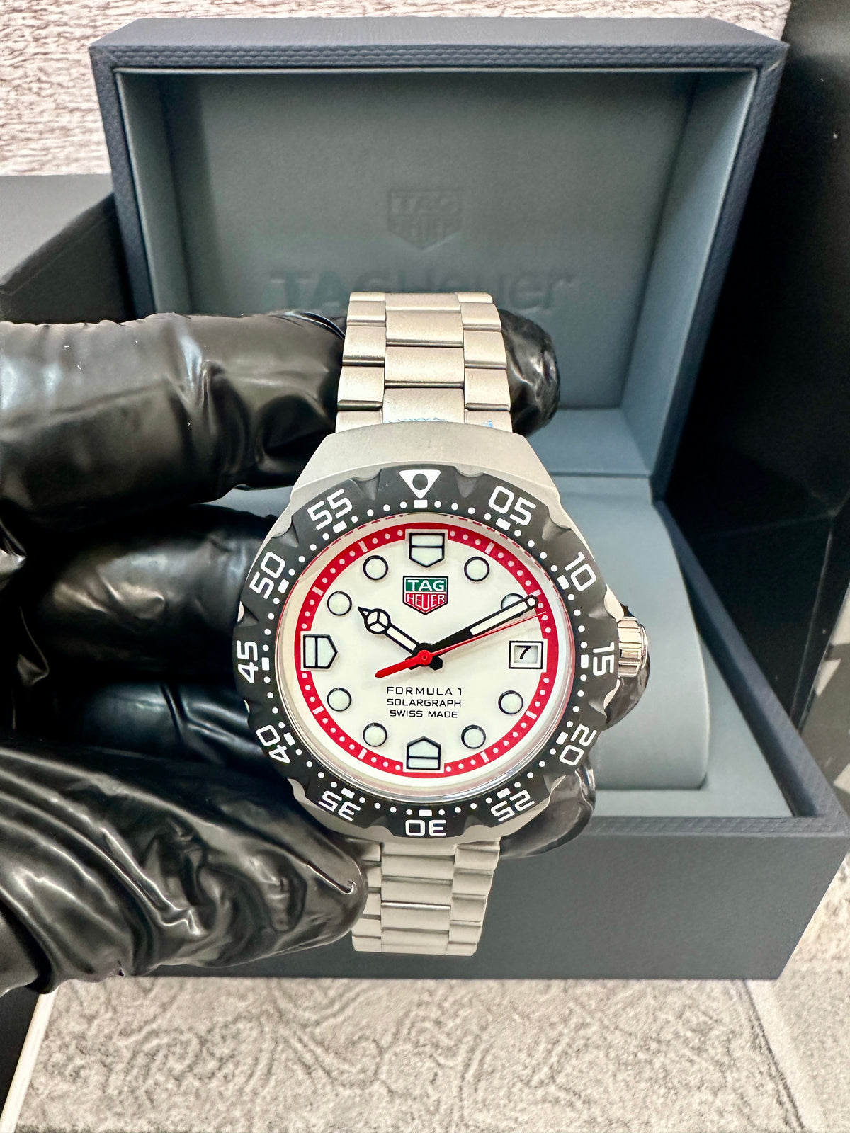Reloj  F1 blanco con rojo