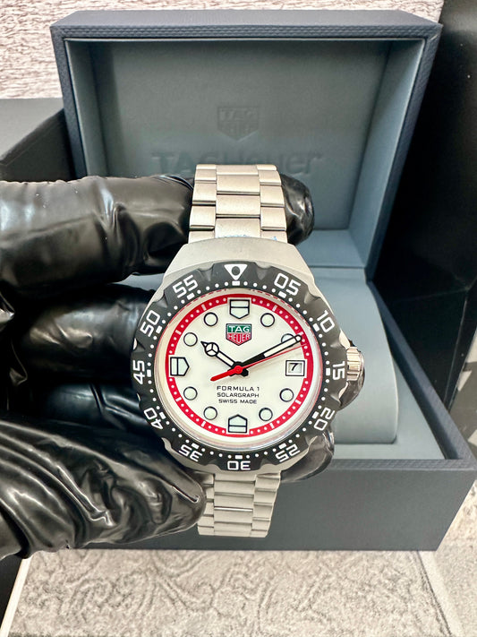 Reloj  F1 blanco con rojo