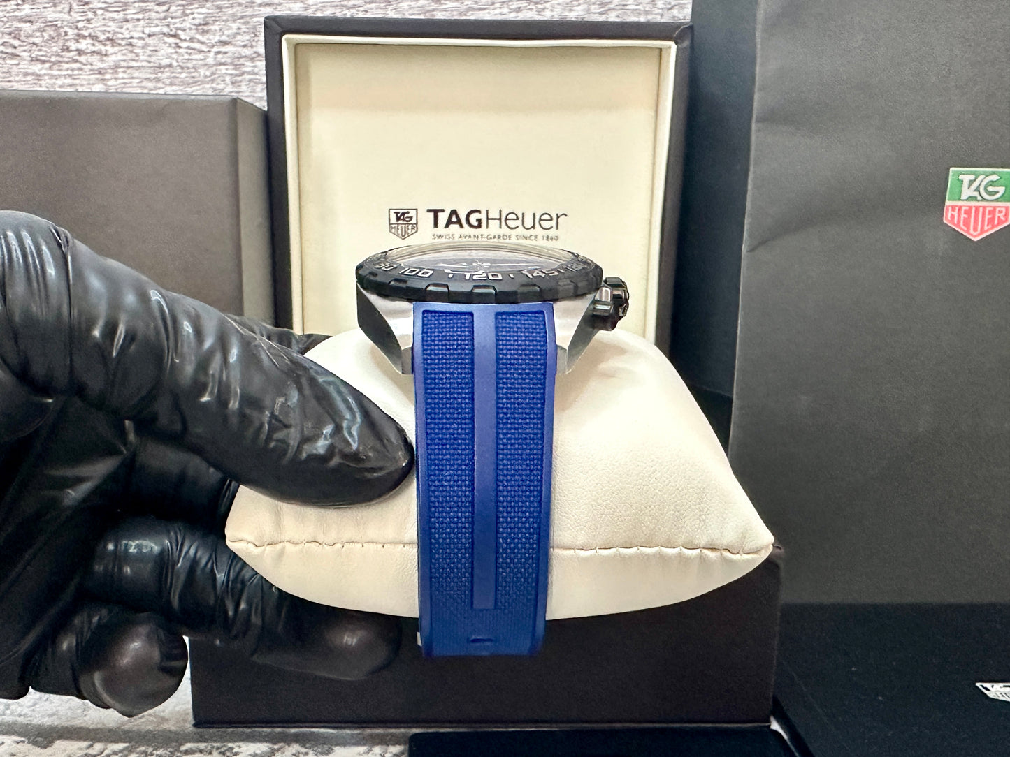 Reloj  F1 Azul correa de caucho AAA Quartz