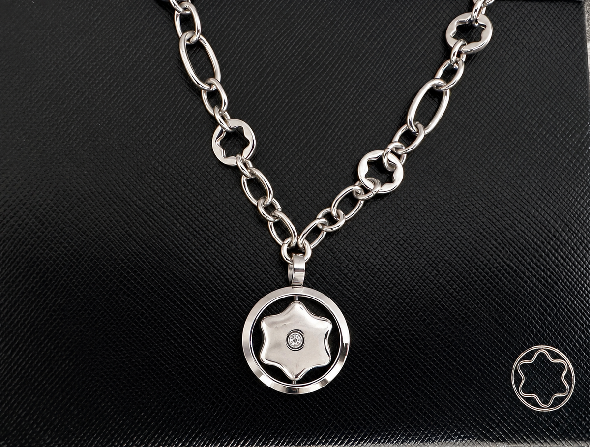 Collar de estrella MB de acero inoxidable