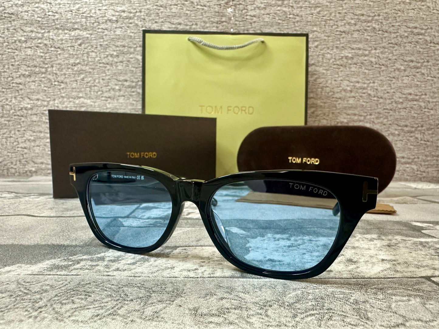 Lentes de Sol Tom F azules