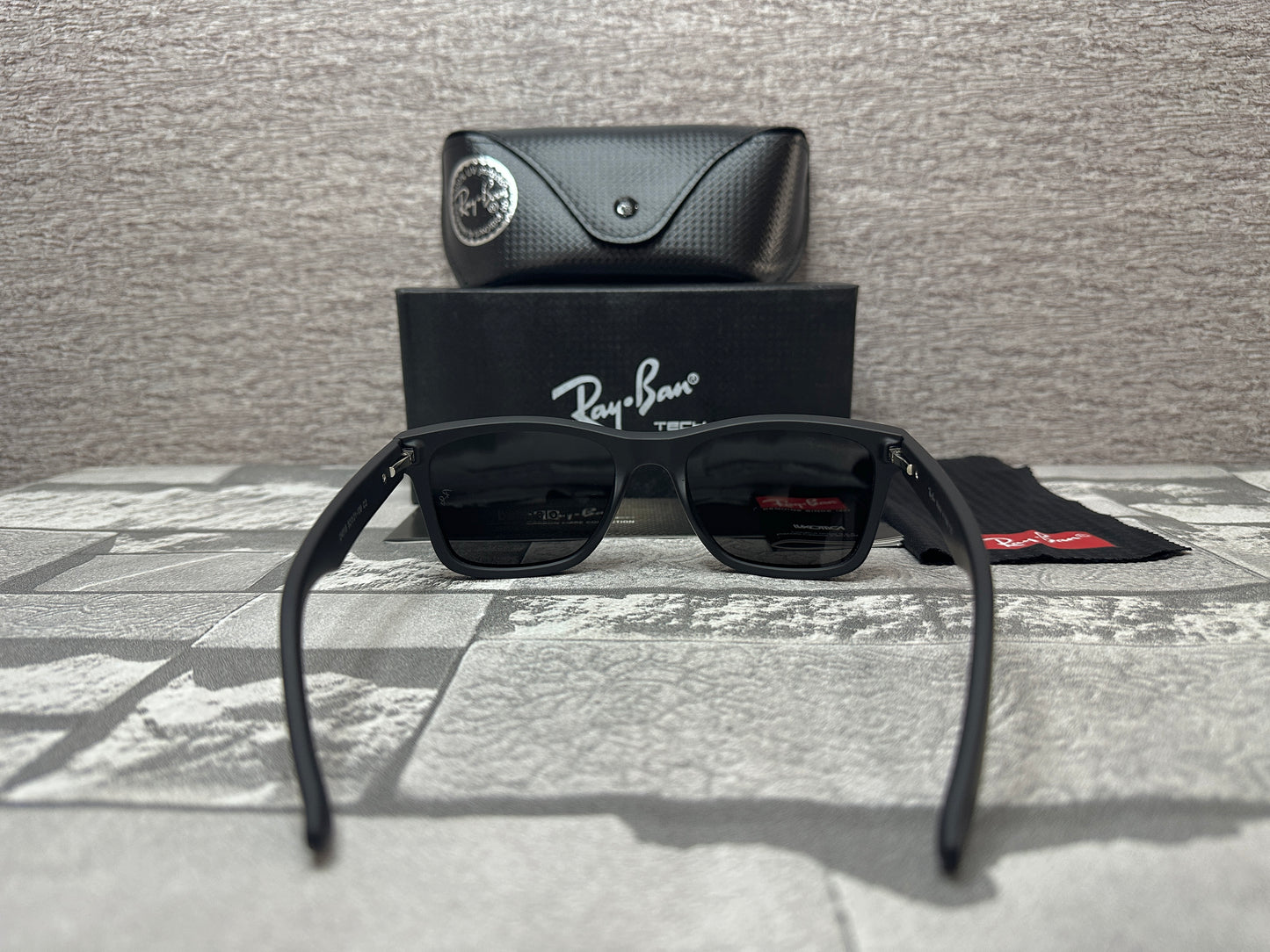Lentes de sol Ray B. Wayfarer negros