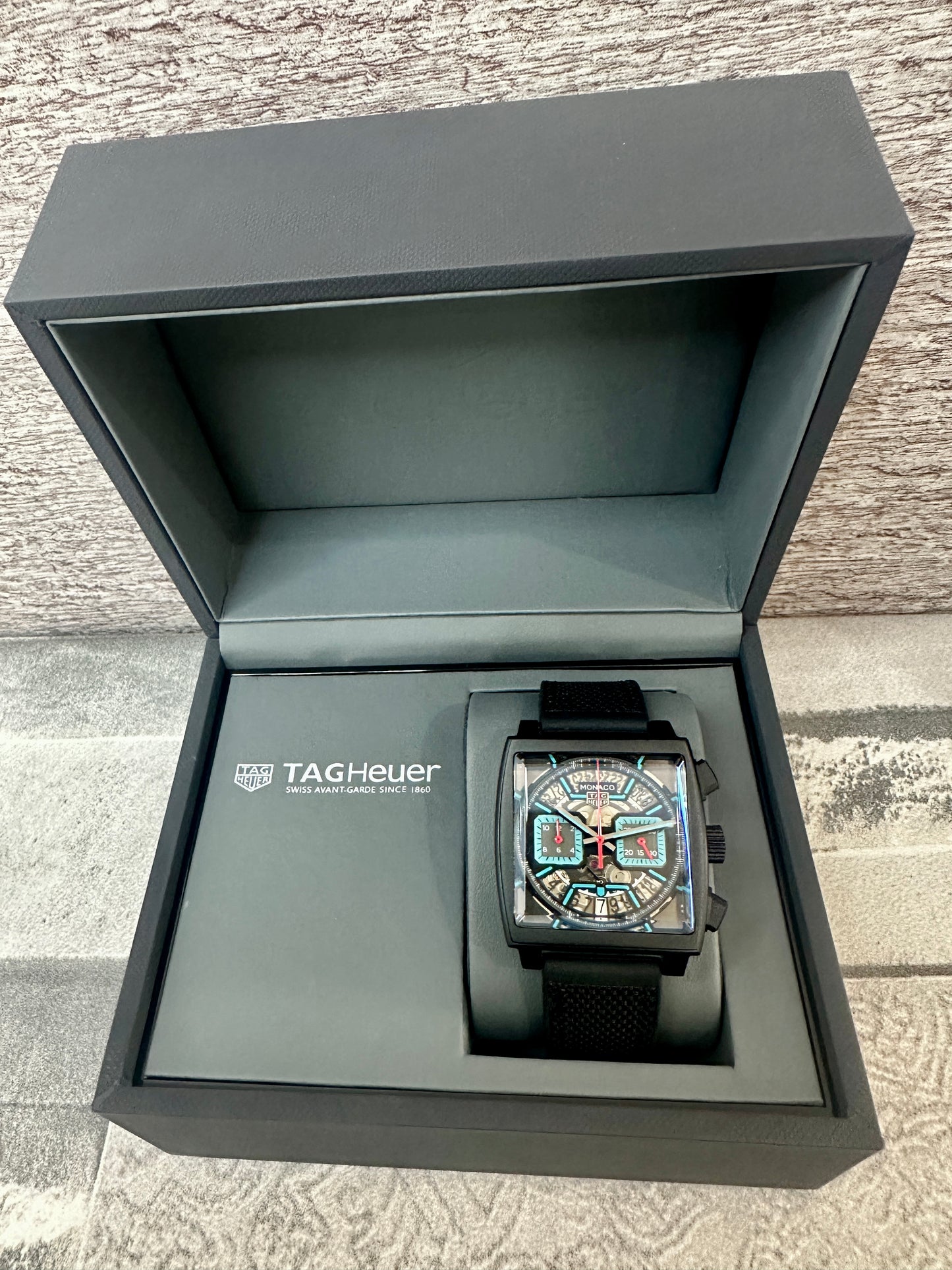 Reloj Monaco negro carbón , AAA