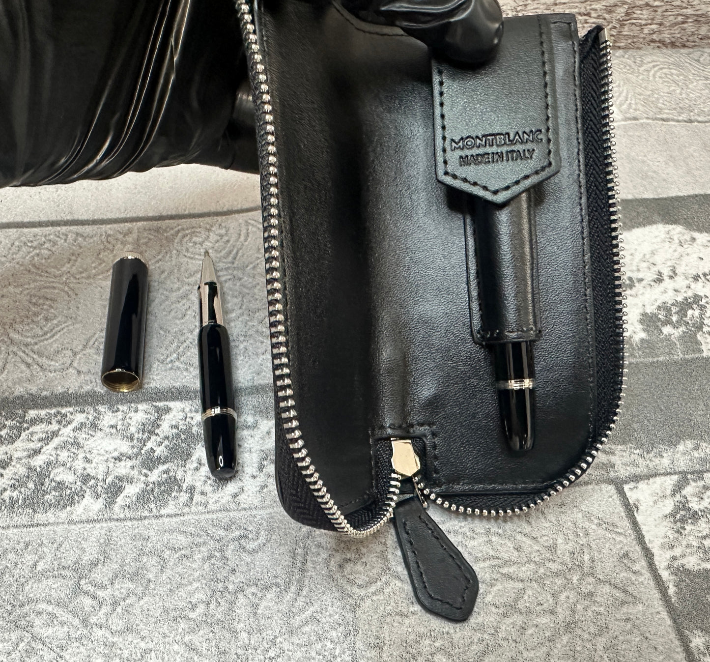 Estuche para pluma Baby color negro