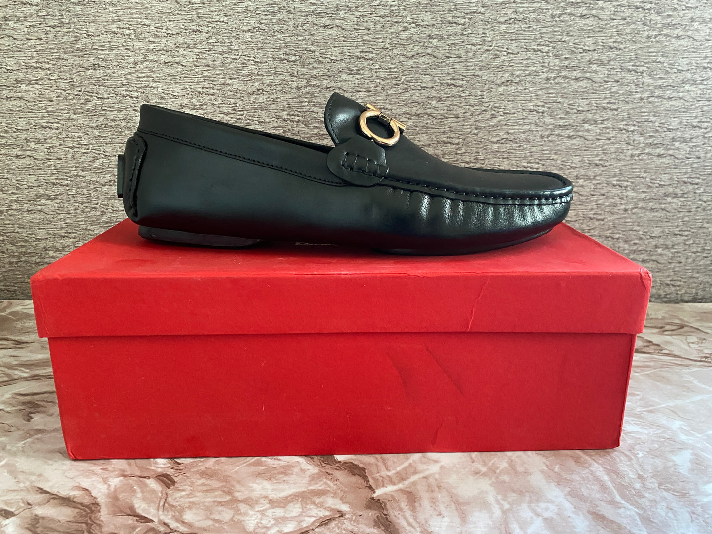 Mocasines Negros de Piel Genuina S4lvatore Ferrgamo