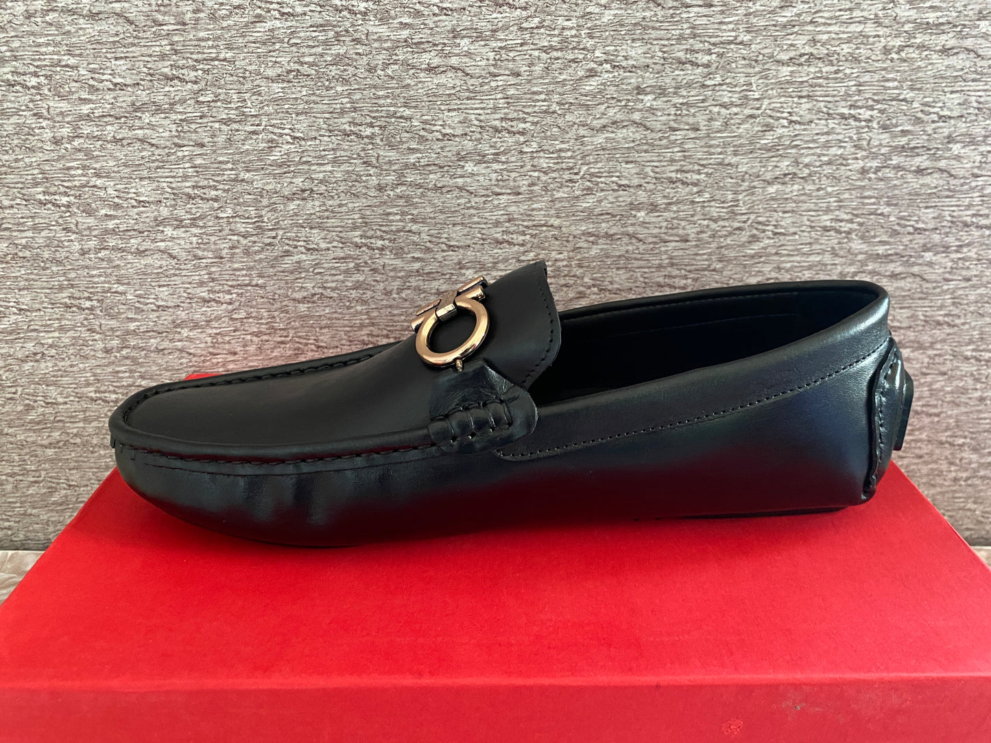 Mocasines Negros de Piel Genuina S4lvatore Ferrgamo