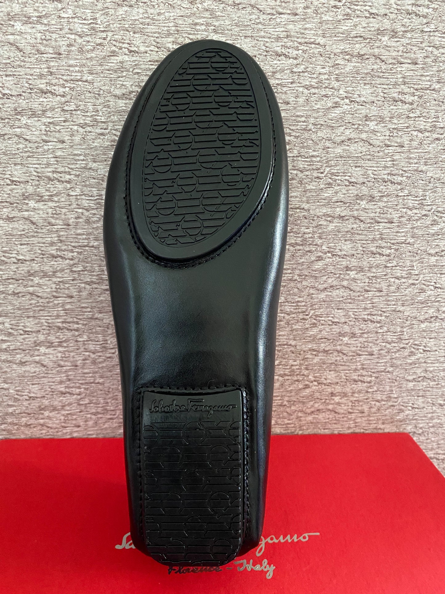 Mocasines Negros de Piel Genuina S4lvatore Ferrgamo